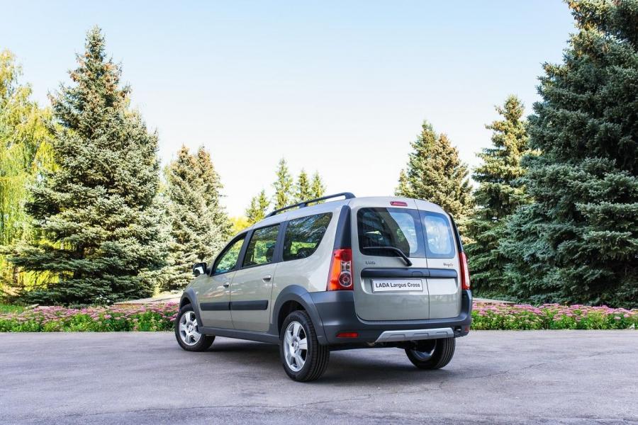  Lada Largus Cross (RS0) 2014 года  (фото 22 из 26)